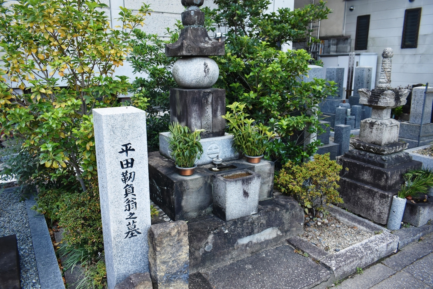 平田靱負の墓 2021年1月2日 撮影:MKタクシー