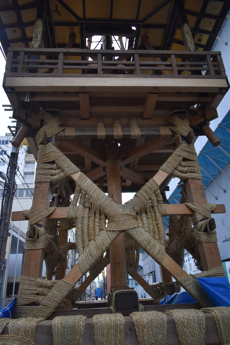鶏鉾の山鉾建て 2018年7月12日 撮影:MKタクシー