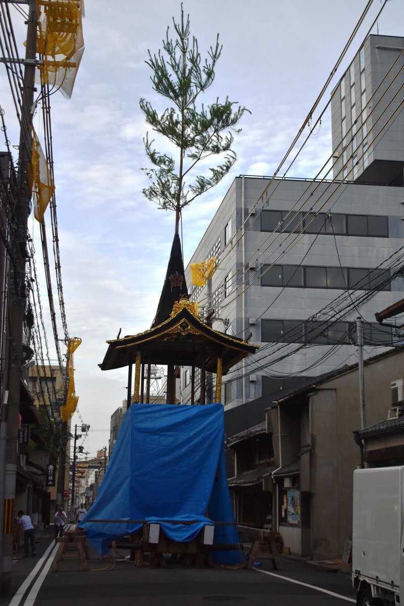 岩戸山の山鉾建て 2018年7月13日 撮影:MKタクシー