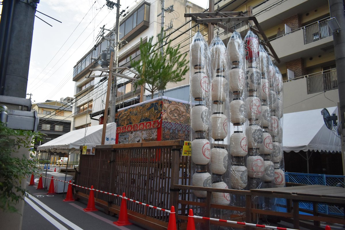 山伏山の山鉾建て 2018年7月13日 撮影:MKタクシー