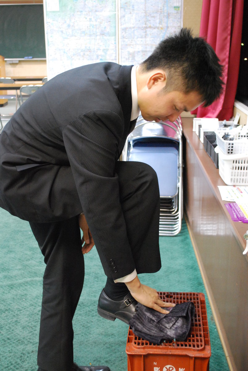 頭から足下からまで毎朝チェック MK新聞2014年4月1日号より