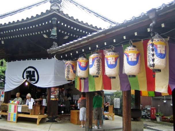 6:43 山科地蔵徳林庵 撮影:MKタクシー