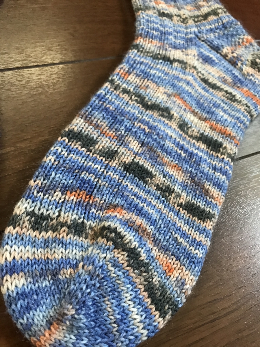 ゴッホの靴下を編みました その2 - ユレテミヨウカ