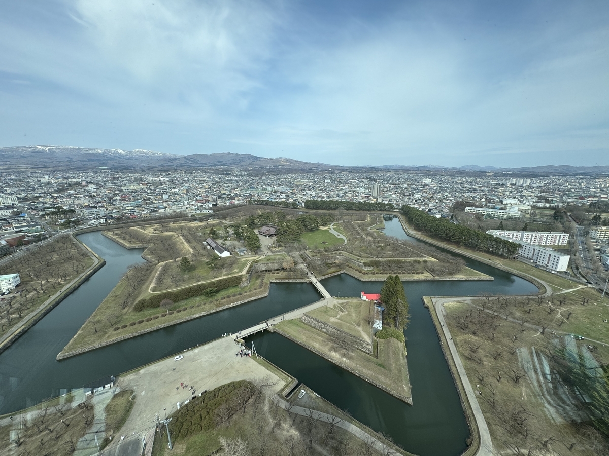 五稜郭タワーから撮影。星型の堀が見える。