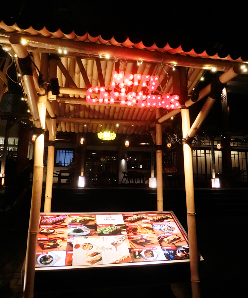 バリ島⑪ 【ヌサドゥア】雰囲気の良いNyoman's Beer Gardenでディナー【ライブあり】 Trip&Cafe