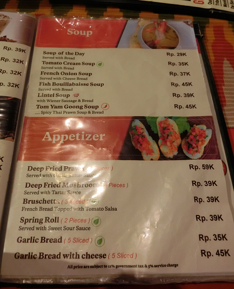 バリ島⑪ 【ヌサドゥア】雰囲気の良いNyoman's Beer Gardenでディナー【ライブあり】 Trip&Cafe