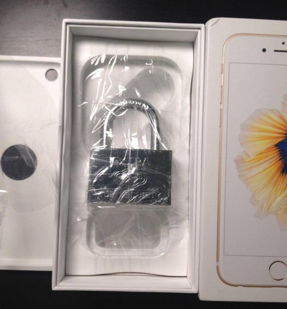iPhone6s 南京錠