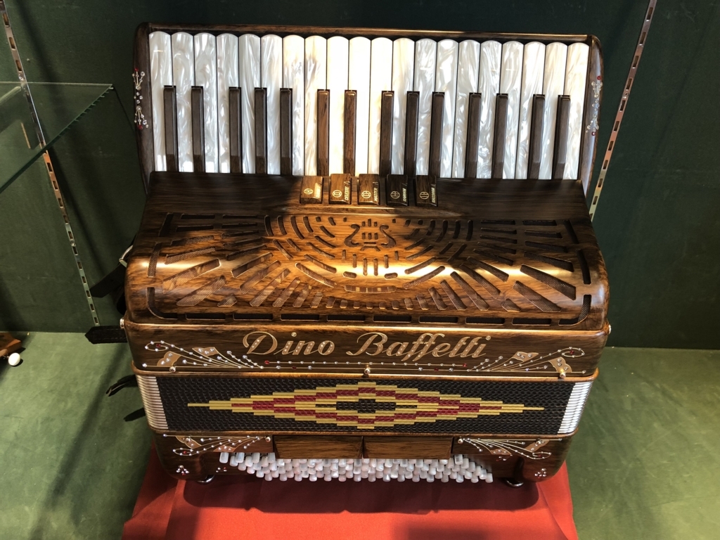 Dino Baffetti accordion 楽器 アコーディオン Dino Baffetti Melodia