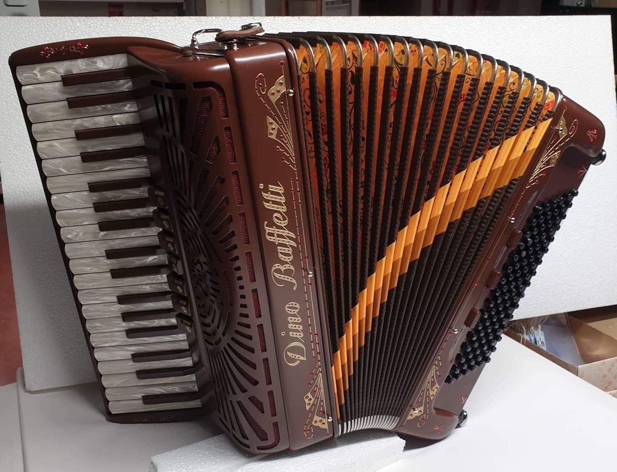 Dino Baffetti accordion 楽器 アコーディオン