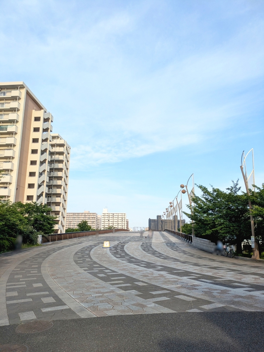 さくら大橋の坂