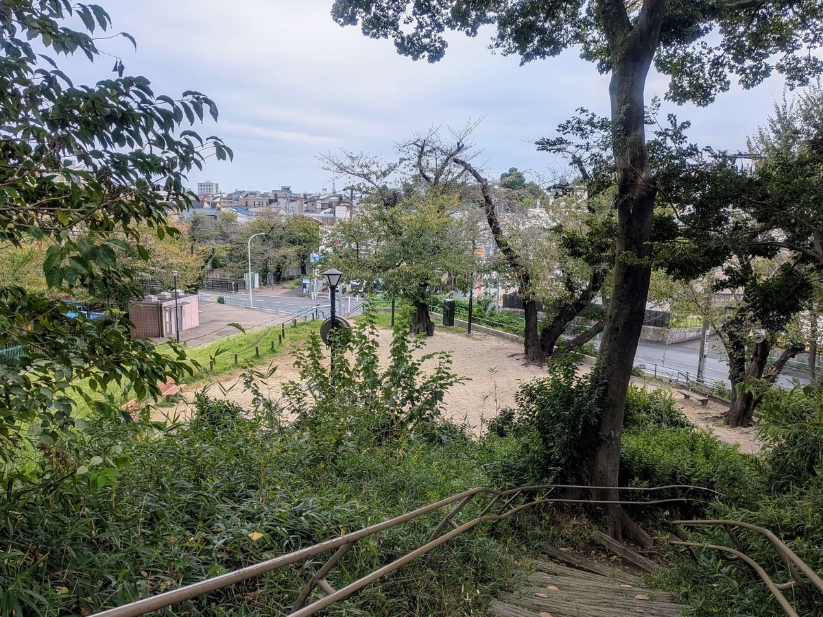 加賀公園の階段から見る板橋4丁目の街
