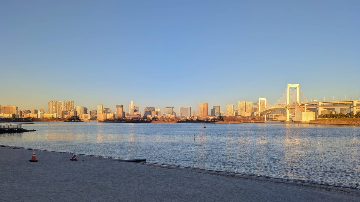 おだいばビーチから見る東京湾