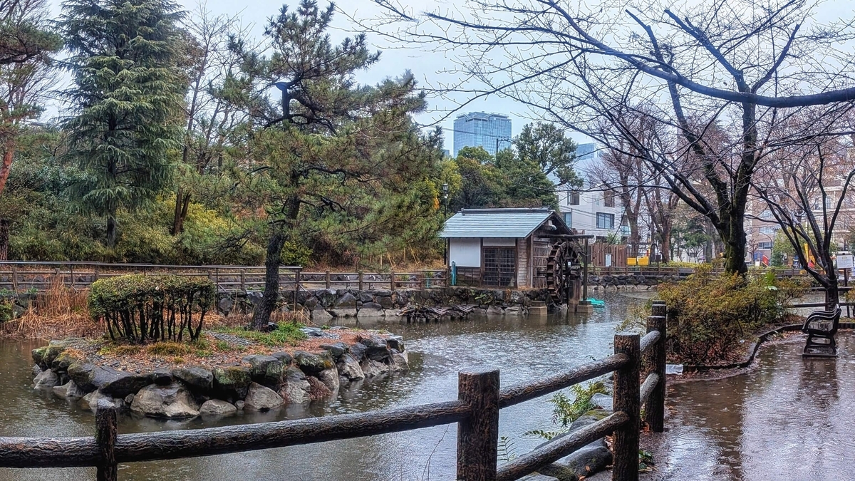 鍋島松濤公園の池