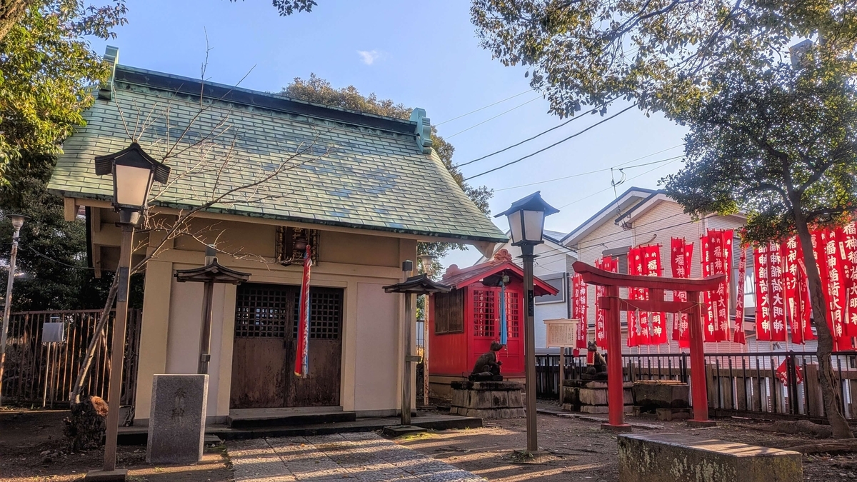 吾嬬神社境内