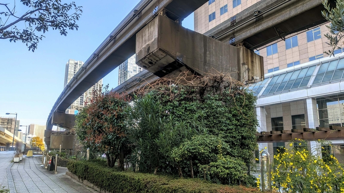 東京モノレールの軌道 天王洲アイル駅すぐ北