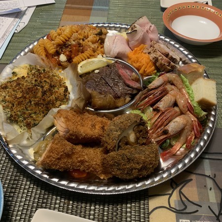 Hors d'oeuvres assortment for this time (for 2 to 3 people)