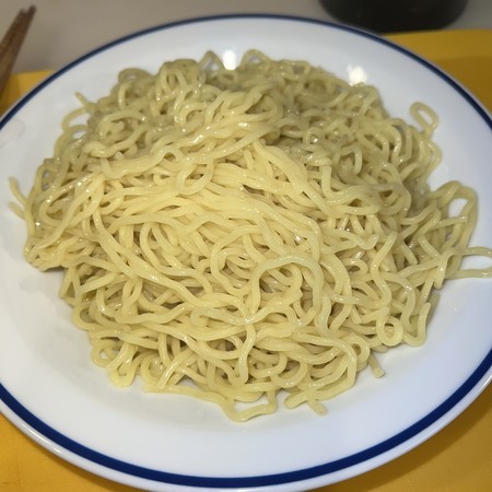 Boiled noodles... hmm? Not too many?