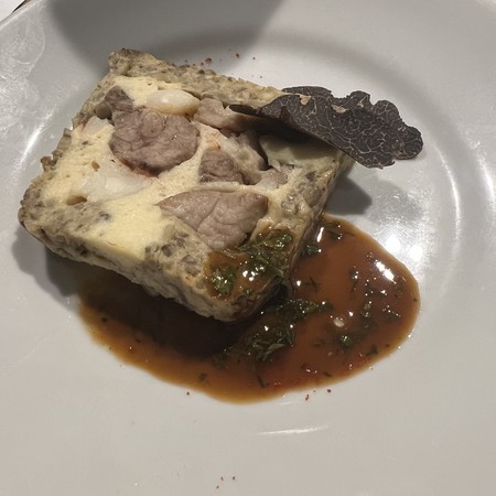 From the warm terrine of lobster and reedovo