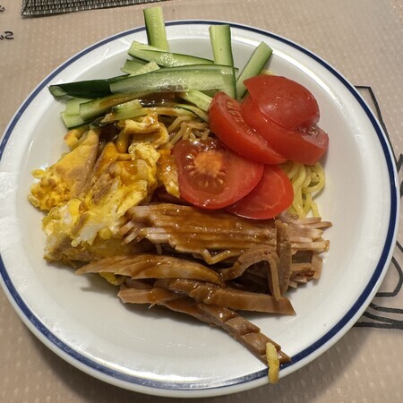 It was my first time, so the various toppings were sketchy ... but it was delicious!