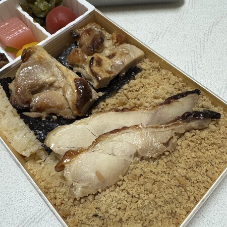 In my opinion, it’s by far the best ekiben there is!