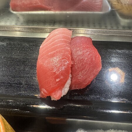The nigiri on the left… look at the size of it!