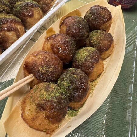 Mino-ya’s popular dish… deep-fried tako
