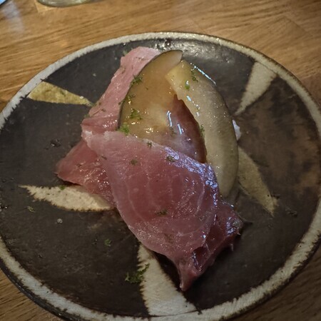First of all, with fresh bonito…
