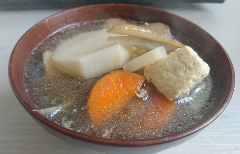 けんちん汁レシピ♪由来と具材は何？ うれしい家ごはんレシピと猫