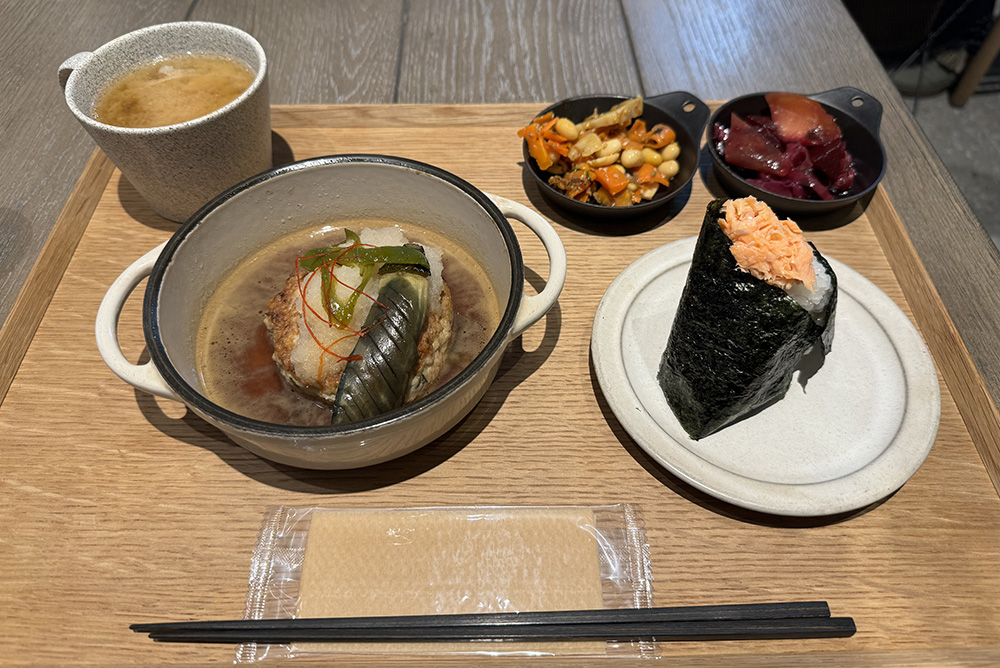 バルミューダカフェ