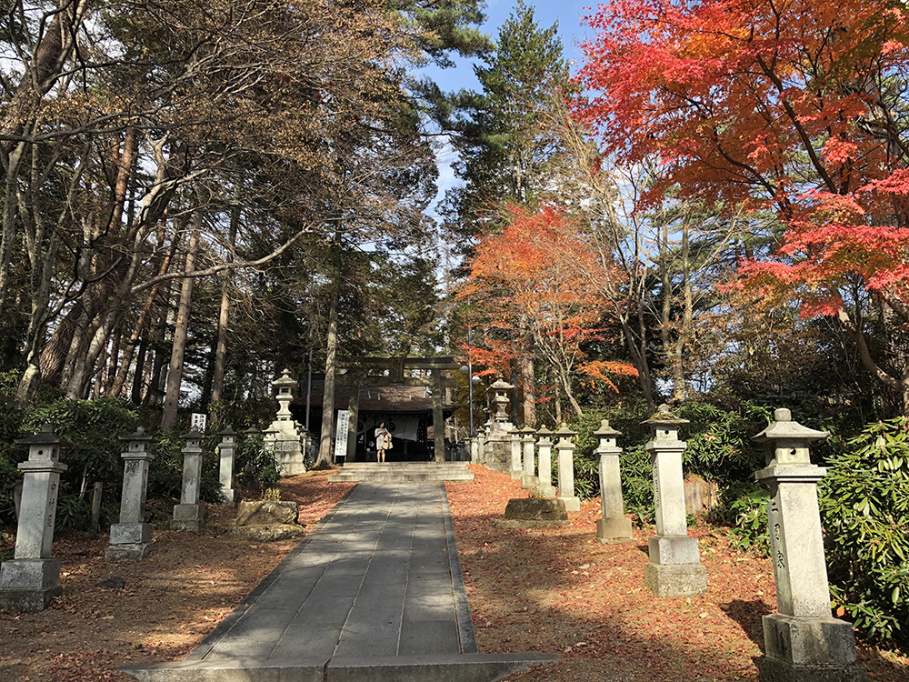白根神社