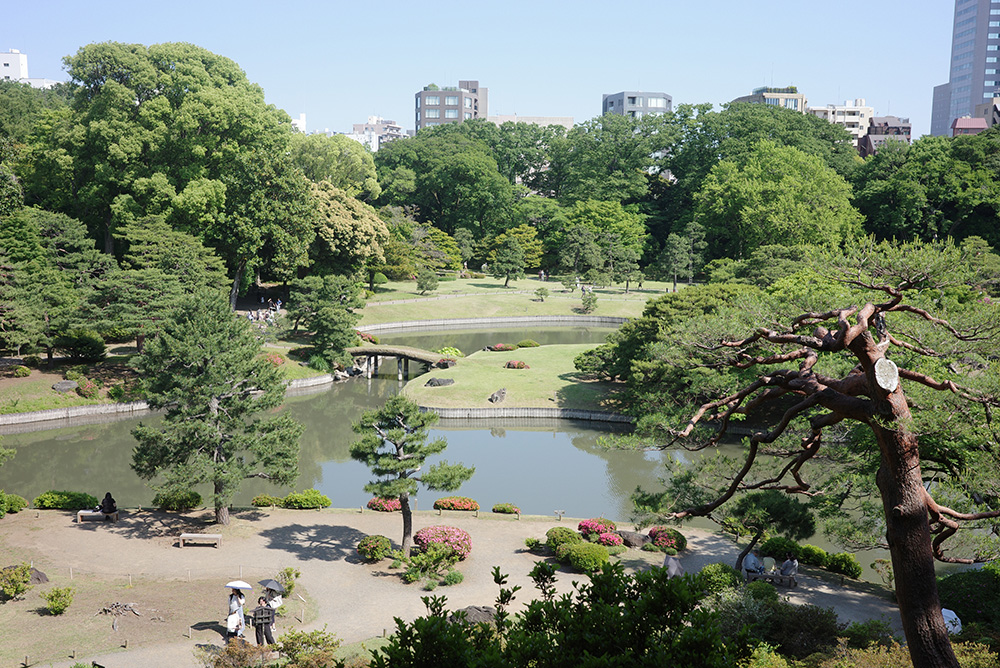 六義園