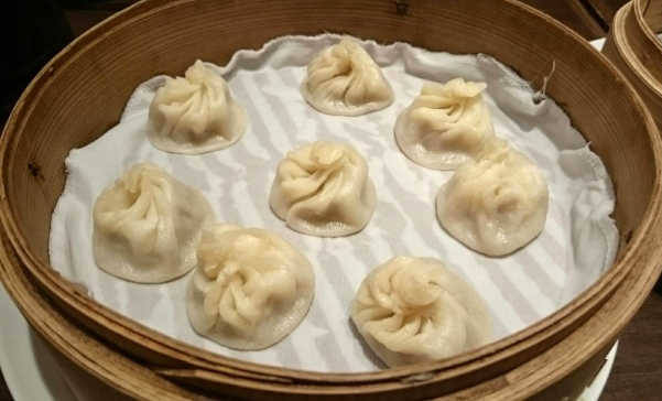 上海湯包小館の小籠包８個