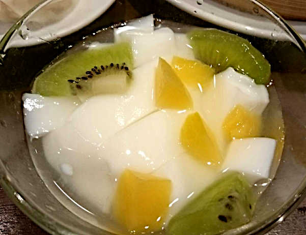 上海湯包小館の杏仁豆腐
