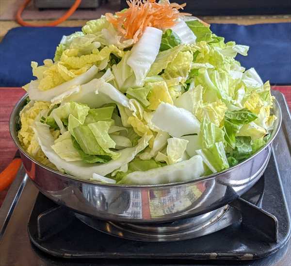 びわこ食堂　とりやさい鍋