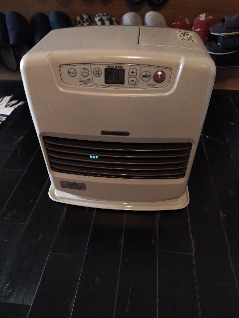 Dainichi FHY-32TR6(w) 石油ファンヒーター未開封 石油ファンヒーターが壊れたので直した話。 - 田舎を楽しむ。 ダイニチ