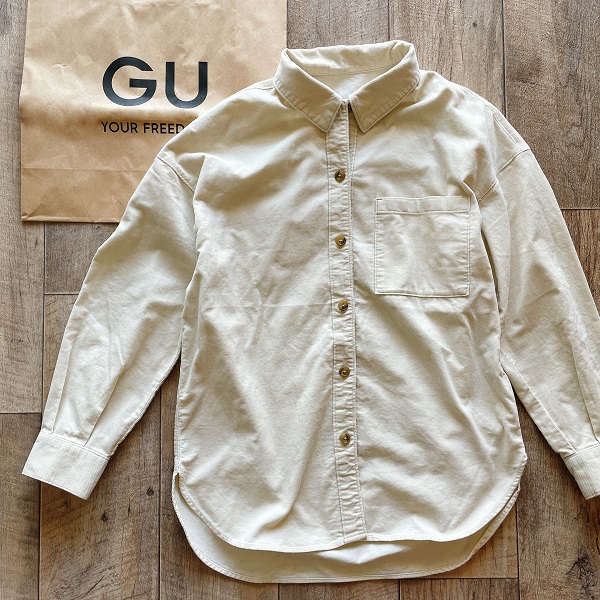 GUで購入したコーデュロイオーバーサイズシャツ