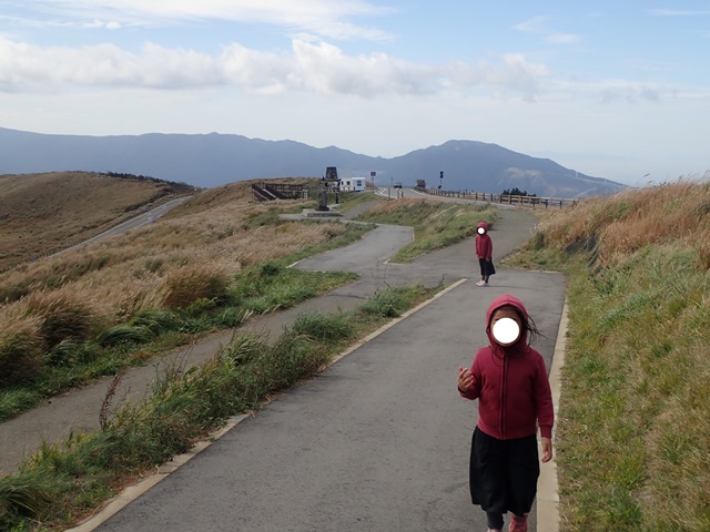 f:id:mochikichi-blog:20201021231853j:plain f:id:mochikichi-blog:20201021231853j:plain