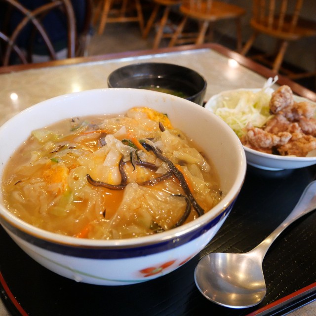 蓮華】中華風の喫茶店のような！喫茶店風の中華かもしれない！(中区