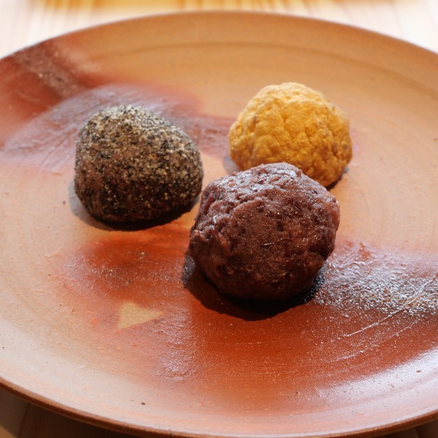 送料無料の商品 おはぎと抹茶 BLUESTAR】抹茶とおはぎに特化したカフェが4月 and クラブ