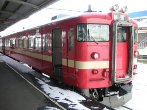 711系電車、滝川駅