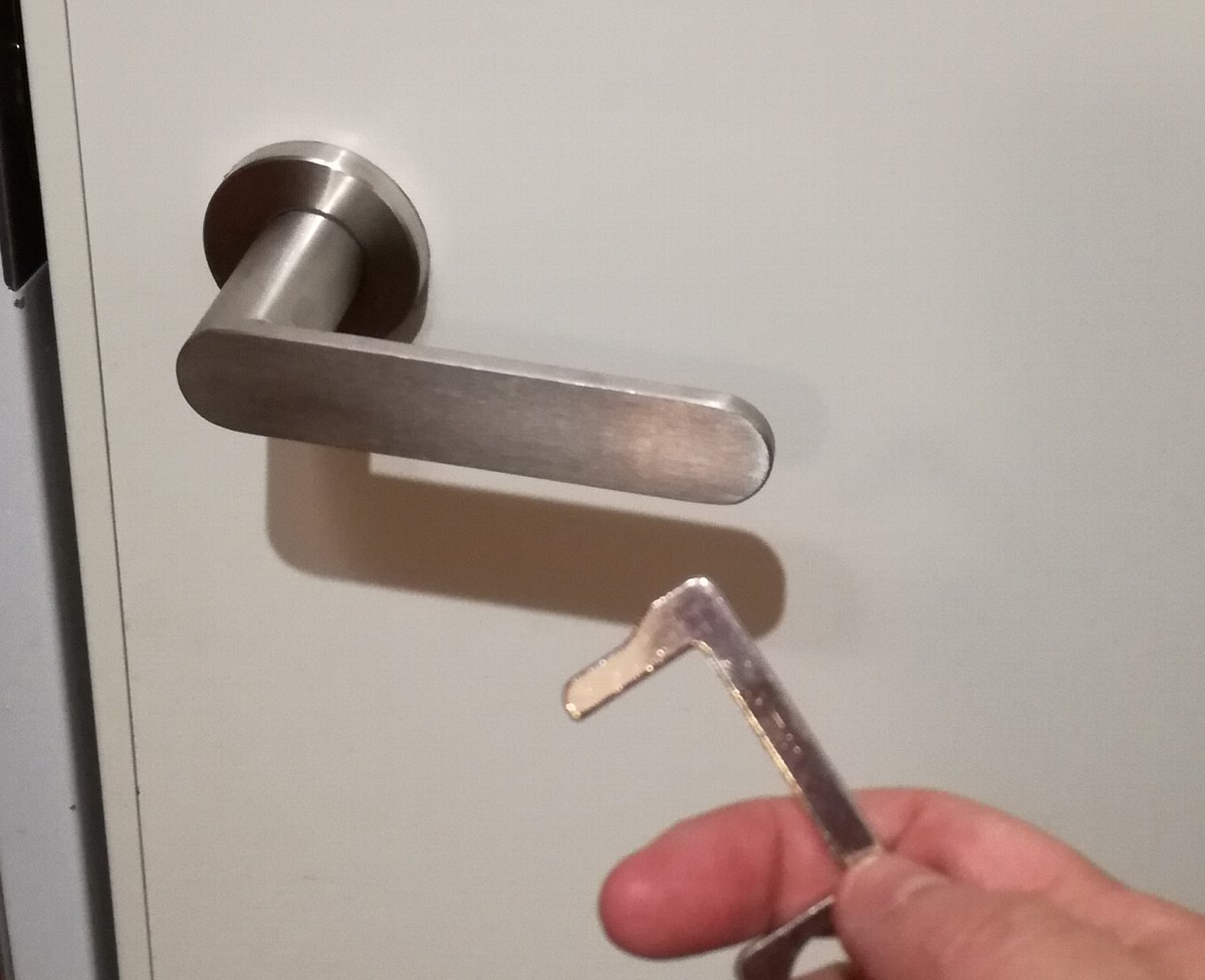 f:id:mogmogfirst:20200819210110j:plain f:id:mogmogfirst:20200819210110j:plain