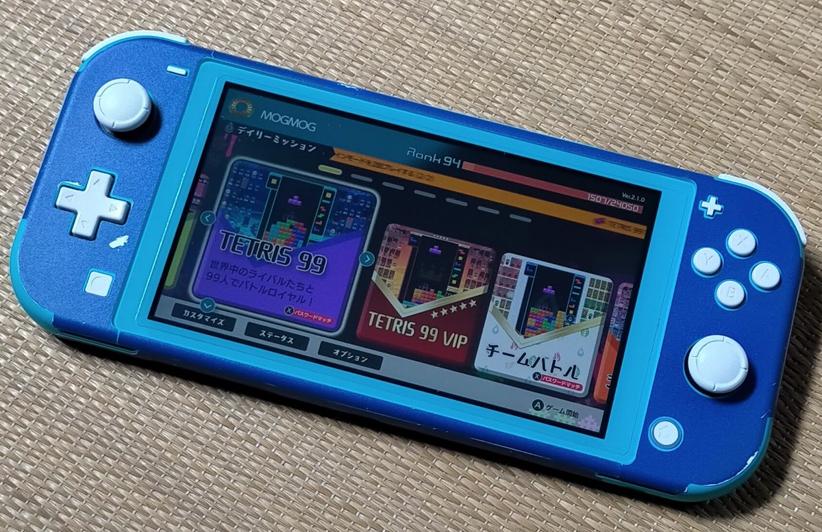 ニンテンドースイッチライトの白をゲット などなどブログログ ニンテンドースイッチライトの白をゲット などなどブログログ