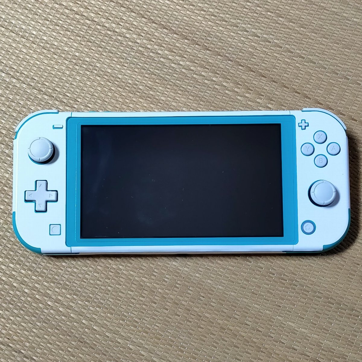 ニンテンドースイッチライトの白をゲット などなどブログログ ニンテンドースイッチライトの白をゲット などなどブログログ