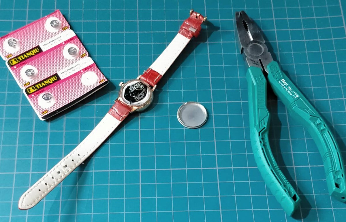 【電池交換/動作確認済】NOJESS ノジェス　腕時計 電池交換/動作確認済】NOJESS ノジェス 腕時計