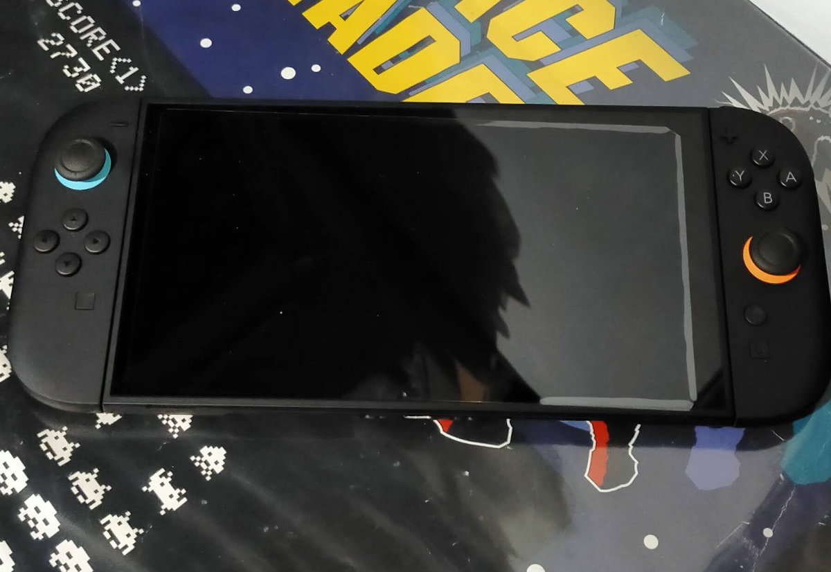 ニンテンドースイッチ2のスティックの青とオレンジが気になる…… - など