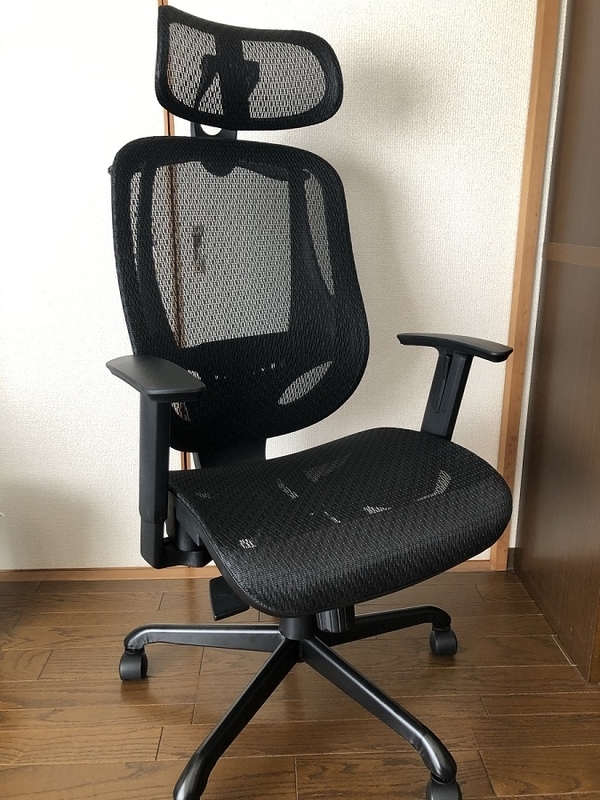 ニトリ「ワークチェア クエト」レビュー - 小さな自転車の軌跡 数量限定発売 ニトリ クエト デスクチェア
