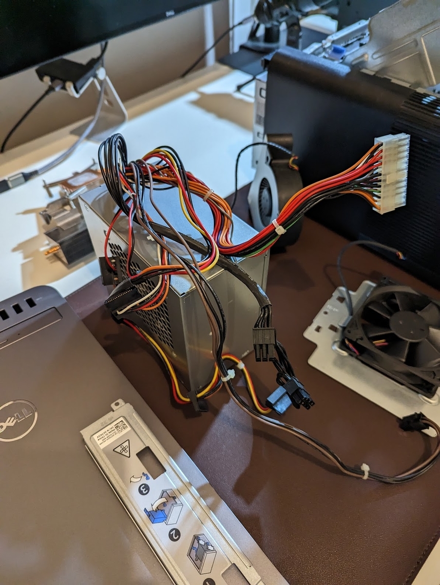 グラボと電源ユニット DELL XPS 8930のビデオカードと電源ユニットを交換する（DELL