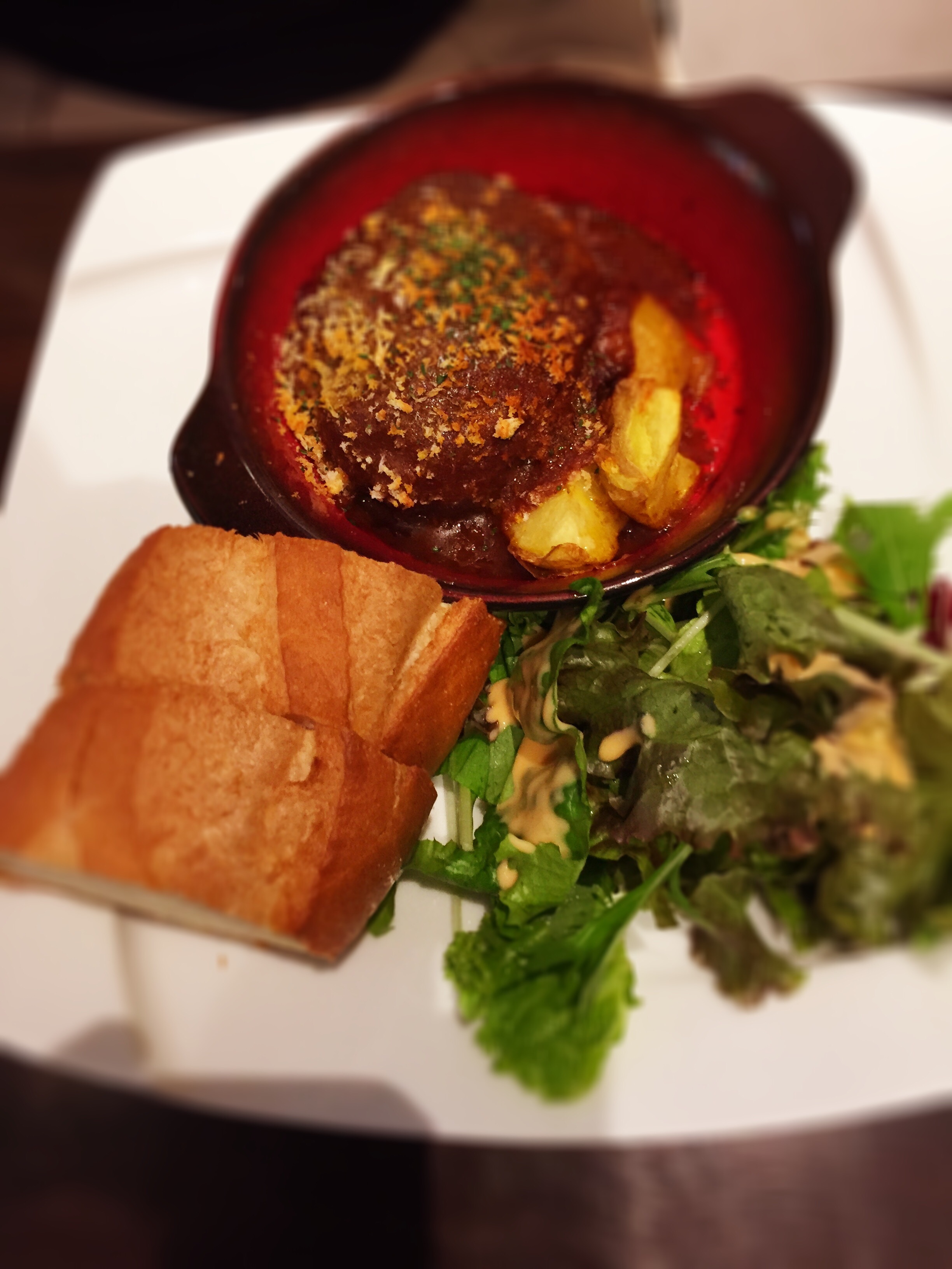 特製粗挽きハンバーグ～デミグラタン仕立て～