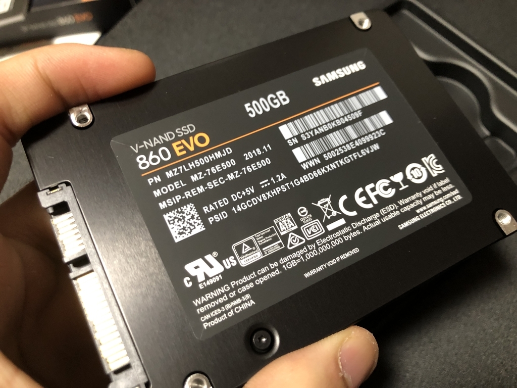 PS4 ProのHDDをSSDに換装しました - 海から出た魚