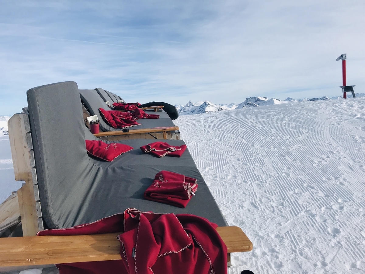 f:id:momerath:20191218001336j:plain